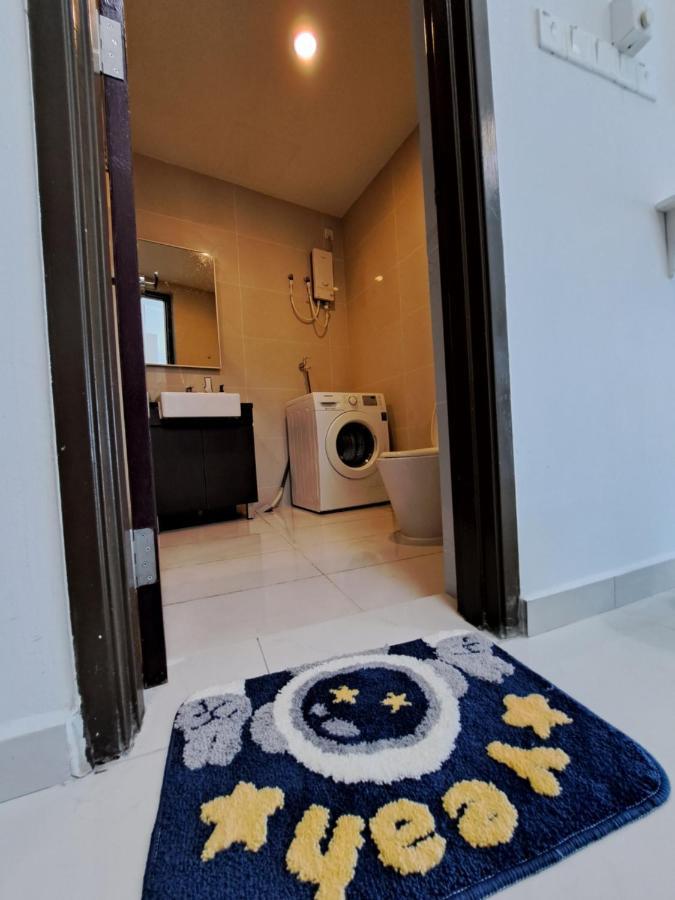 Cozy Home Country Garden At Dangabay Of Jb, Free Wifi And Streaming Джохор-Бару Екстер'єр фото