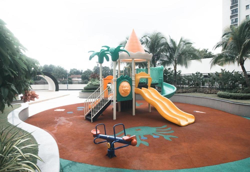 Cozy Home Country Garden At Dangabay Of Jb, Free Wifi And Streaming Джохор-Бару Екстер'єр фото